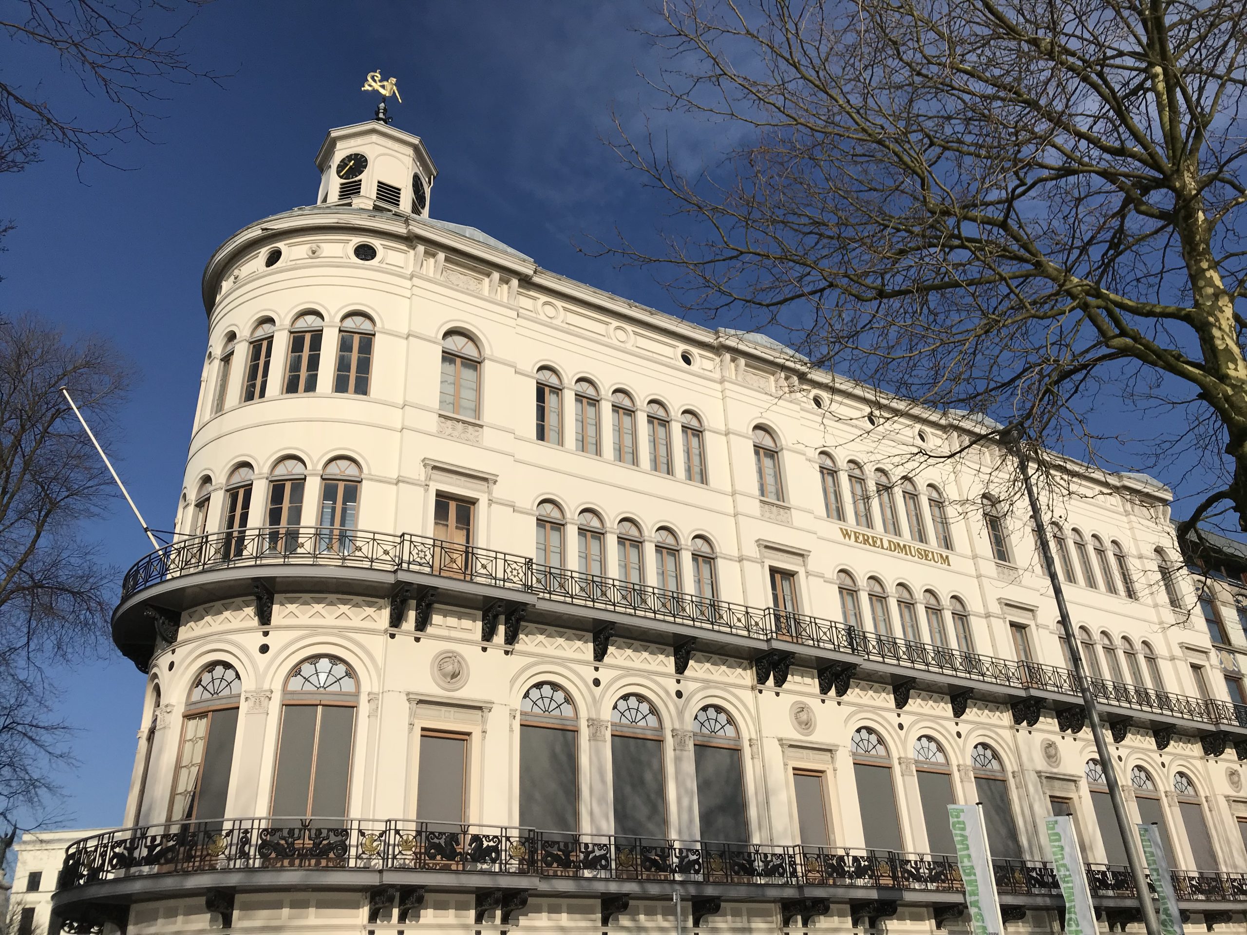 Tientjeslunch in het Wereldmuseum
